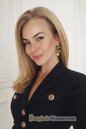 226952 - Vironika Age: 40 - Ukraine