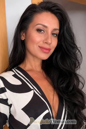 228063 - Yanina Age: 38 - Ukraine