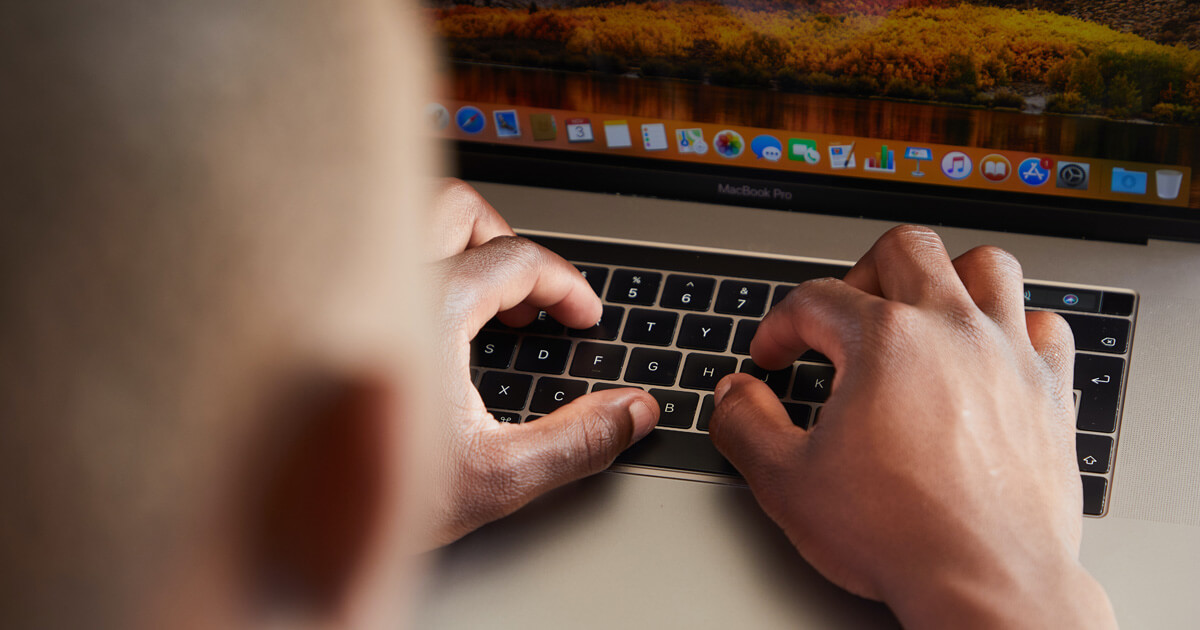 How to Start a Conversation Online | 5 Simple Hacks and Tips